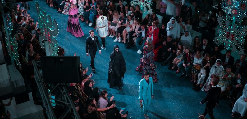 Debiuty w świecie mody: nowi kreatorzy, nowe wizje