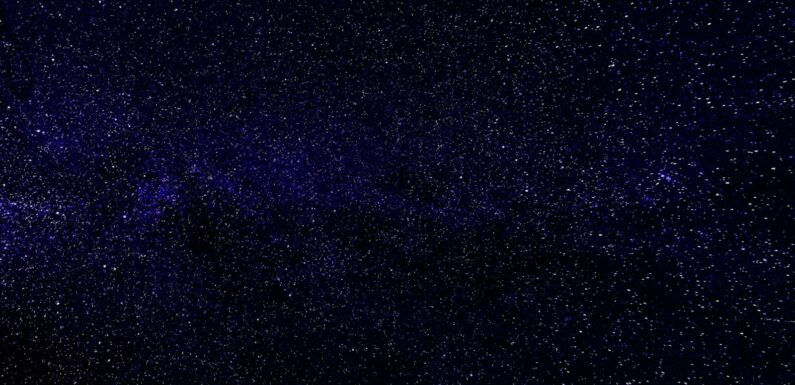 Godzina 01:01 – lustrzane liczby – znaczenie