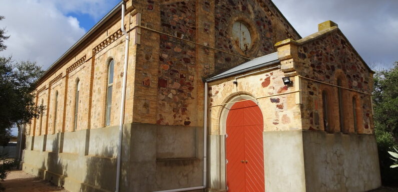 Modlitwa Ojca Pio o uzdrowienie – 3 modlitwy