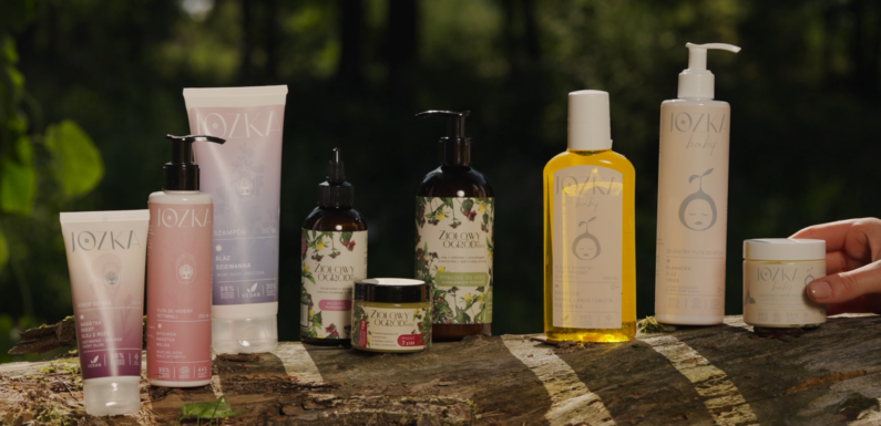 Świadoma pielęgnacja – dlaczego warto postawić na kosmetyki naturalne