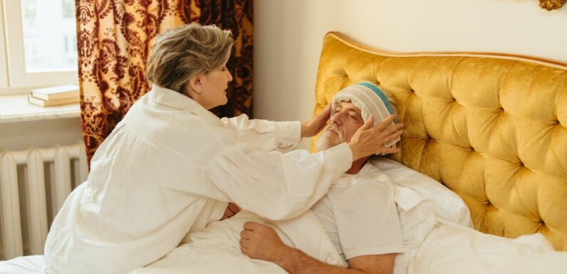 Praca opiekunki seniora w Niemczech – na czym polega opieka nad osobą leżącą?