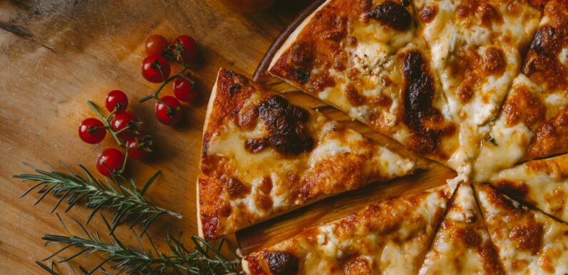 Pizzeria w Białymstoku – współczesne spojrzenie na pizzę, makarony i burgery w jednym miejscu